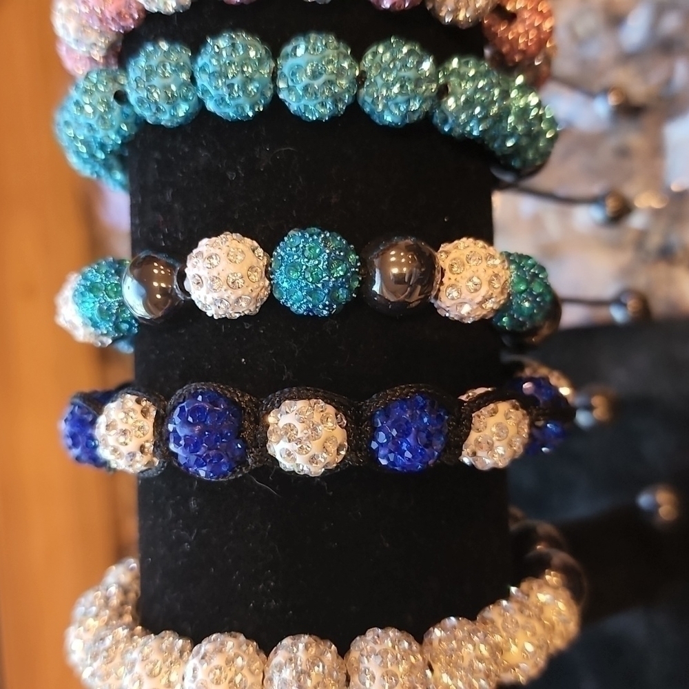 Jewelry Bundle of 5 Disco bracelets - Picture 3 of 5